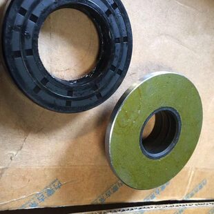 福田雷沃RG40RG50收割机配件支重轮油封一套包邮