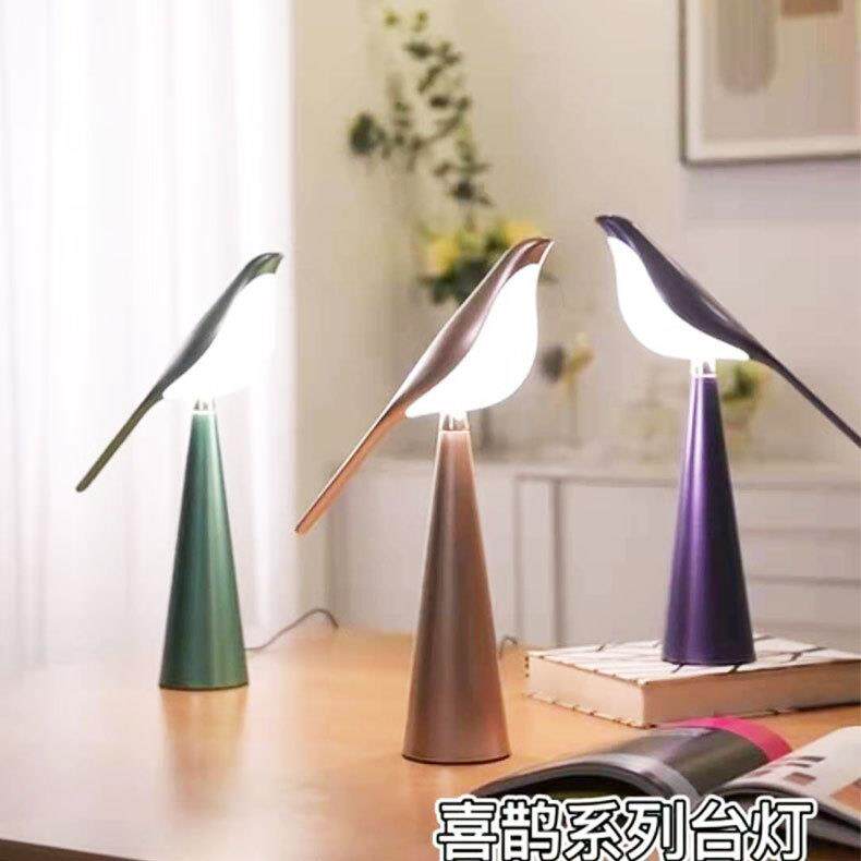 新款网红创意小鸟台灯卧室床头装饰灯可调光小夜灯高档大气喜鹊灯