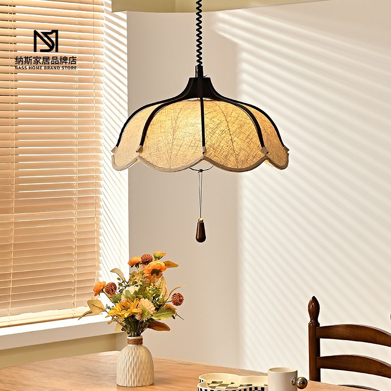 法式中古风实木布艺吊灯茶桌民宿餐厅花朵主卧P室自由升降悬停灯