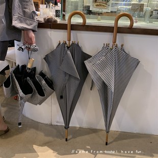 禁欲系心头爱 黑白格C中性风长柄雨s伞适合拍照直杆伞 格子控bi入