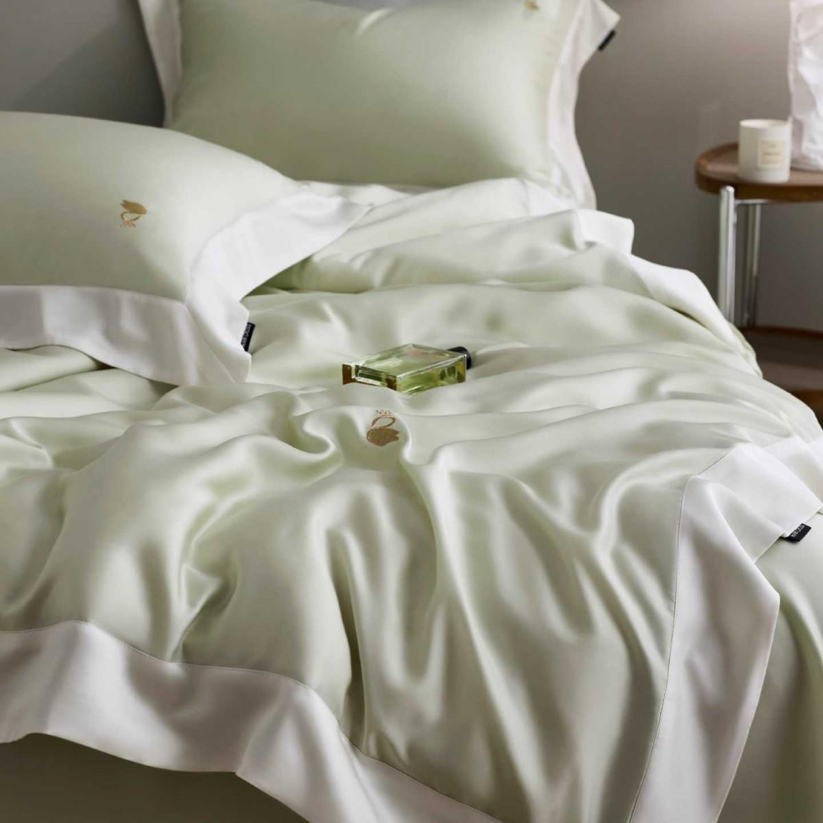 英伦奥地利细旦天丝四件套夏季丝滑裸睡天鹅刺绣床单被套床上用品