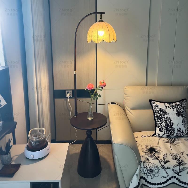 639中古风落地灯厅沙发旁几氛围南洋边复古卧置室温馨床头柜物台