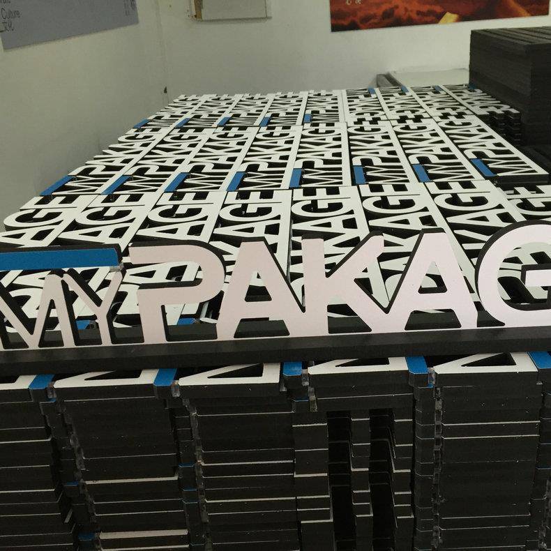 写真打印厂家 供应 雪弗板道具 雪弗板 欢迎咨询