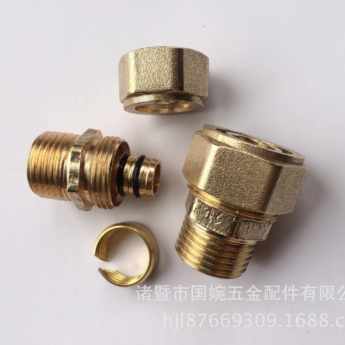 太直阳能铝塑管头铜接531厂家销1216外丝/内丝直接(60克)