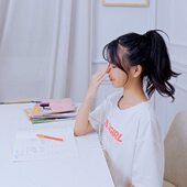 免安装 小学生防近视低头驼背写字姿势矫正器青少年学习桌纠正支架