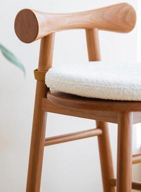 蝴蝶小木凳家实小凳子樱桃木化用妆凳带靠圆凳背96803椅子