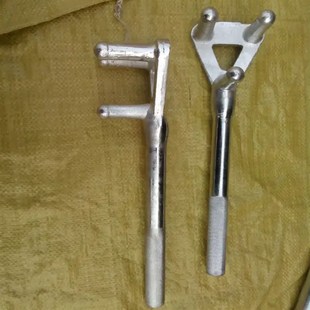 450 400 500 600 800mm 三爪防滑镀铬扳手阀门钩扳手300 700 350