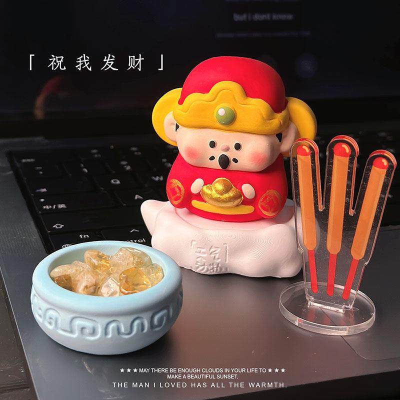 财神爷摆件桌面装饰招财办公室车内小摆件家用送男女朋友生日礼物