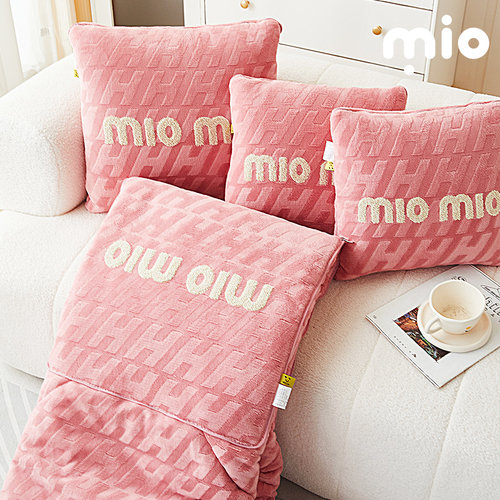 抱枕被子两用办公室午睡枕头可收纳空调毯二合一汽T车折叠靠枕盖