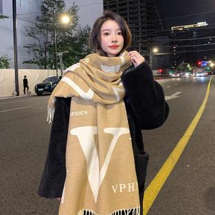 Love is long2026新款欧美字母时尚百搭加厚保暖秋冬双面围巾女