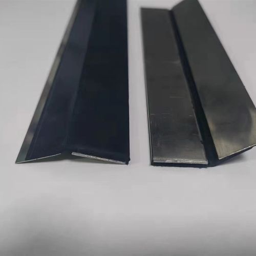 数控车床斜轨护罩导轨刮屑t板防护罩橡胶密封条刮油板钢片刮板打