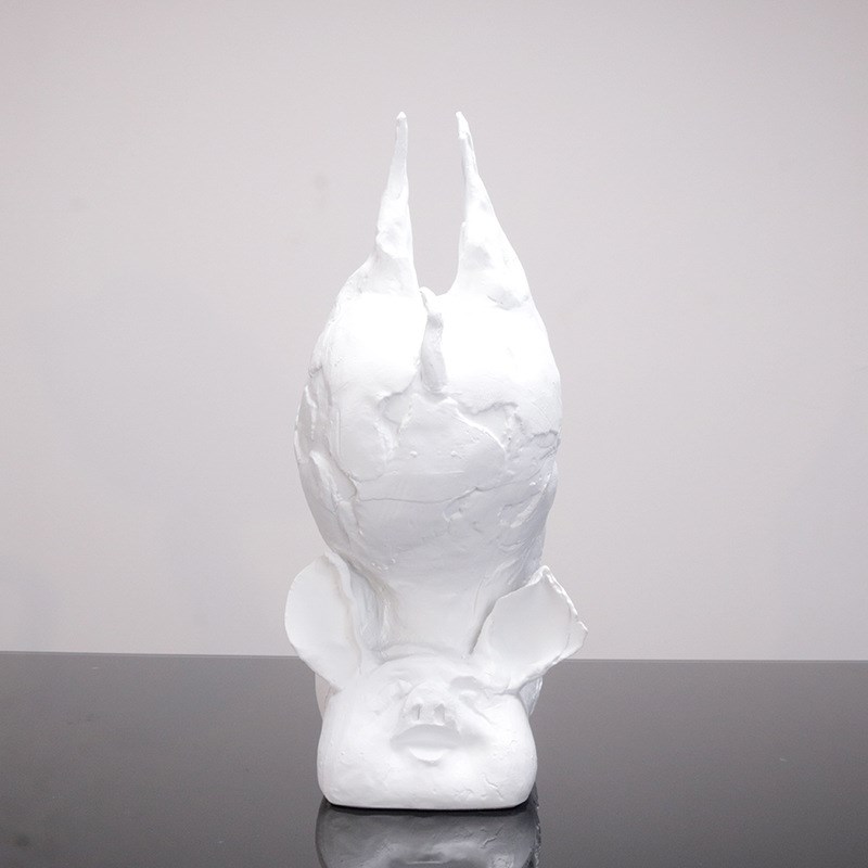 摔倒的小猪摆件酒l店样板间家居居家客厅简约卧室装饰工艺品猪摆