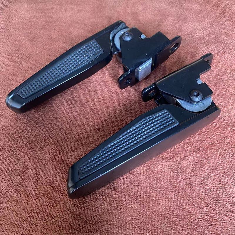 小牛电动车U1 U1B U1C US U+通用弹式收缩脚踏UT+B新后脚踏搁脚蹬