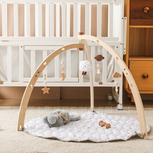 Newborn Wooden Gym Rack Infant Triangle Rack with Cloud Star