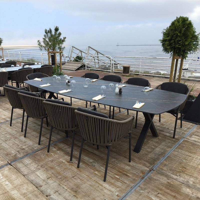 户外别墅庭院桌椅休闲花园阳台家具组合防水防晒藤椅岩板餐桌椅