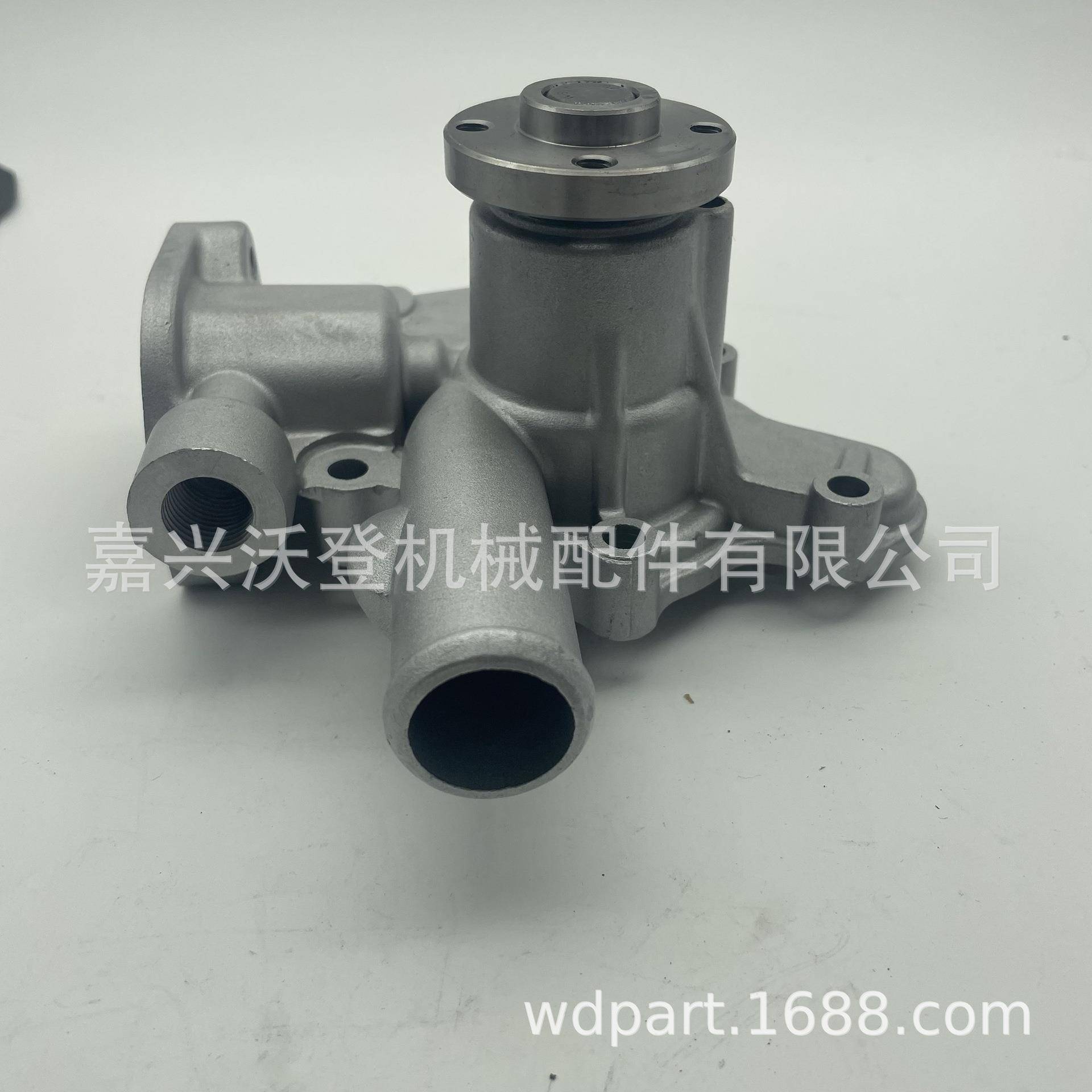 小松发动机2D68E-N3A 挖掘机PC12R-8 发动机水泵YM11926642100