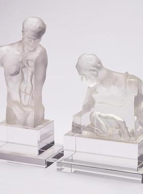 欧式人像雕塑艺术品摆件透明树脂样板房酒柜售楼处装饰品创意摆设