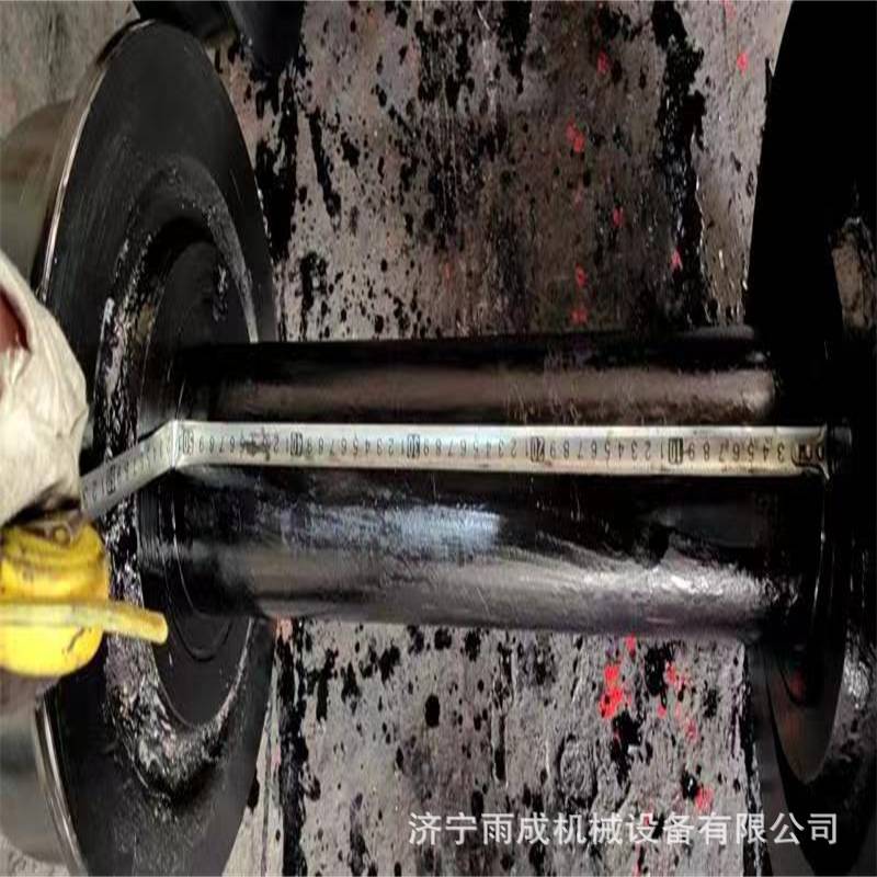矿用机械火车轮图片 球墨铸铁矿车轮 矿用轨道轮图片