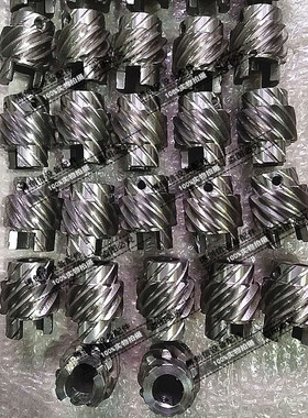 杨博齿轮杨博配件钛螺旋齿轮钛连接器螺旋齿轮连接器不锈钢连接轴
