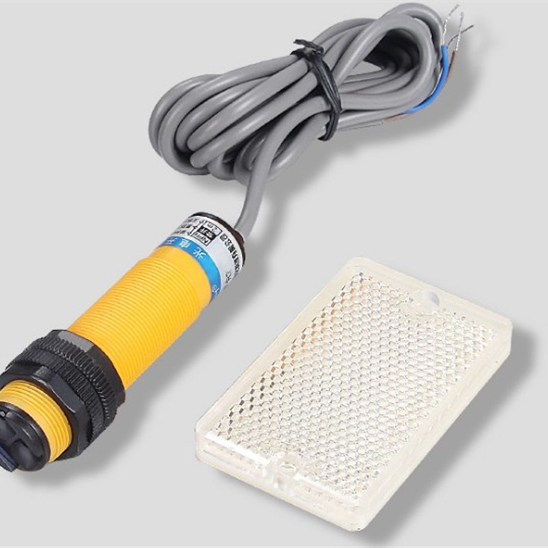 沪工 M18光电开关 OMCH E3F-R2NK  E3F-R2N2 R2PK  R2P2 R2Y1 Y2