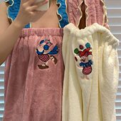 刺绣小猪柔软珊瑚绒吊带浴裙女家用可爱浴袍可穿式 浴巾女士不掉毛