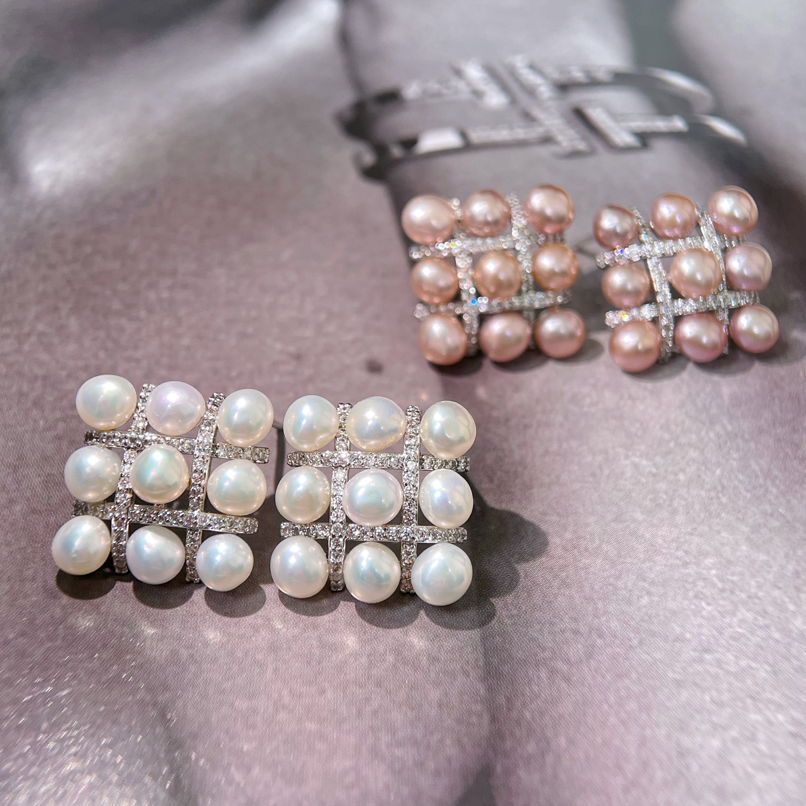 S925银针淡水珍珠方块耳饰