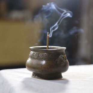 仿古彝炉纯铜香炉天鸡耳蟹壳青手工烧色铜炉古纹失蜡法线香熏香炉