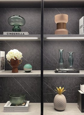 简约现代样板间家居软装饰品书柜彷真花创意玻璃桌面U摆件ZH3497