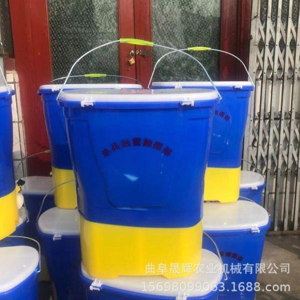 稻田播种撒机 25L充电式兵融雪抛洒器 背负式电动施播种机,农机/农具/农膜,施肥机械,淘宝优惠券,粉丝福利购,淘宝优惠卷