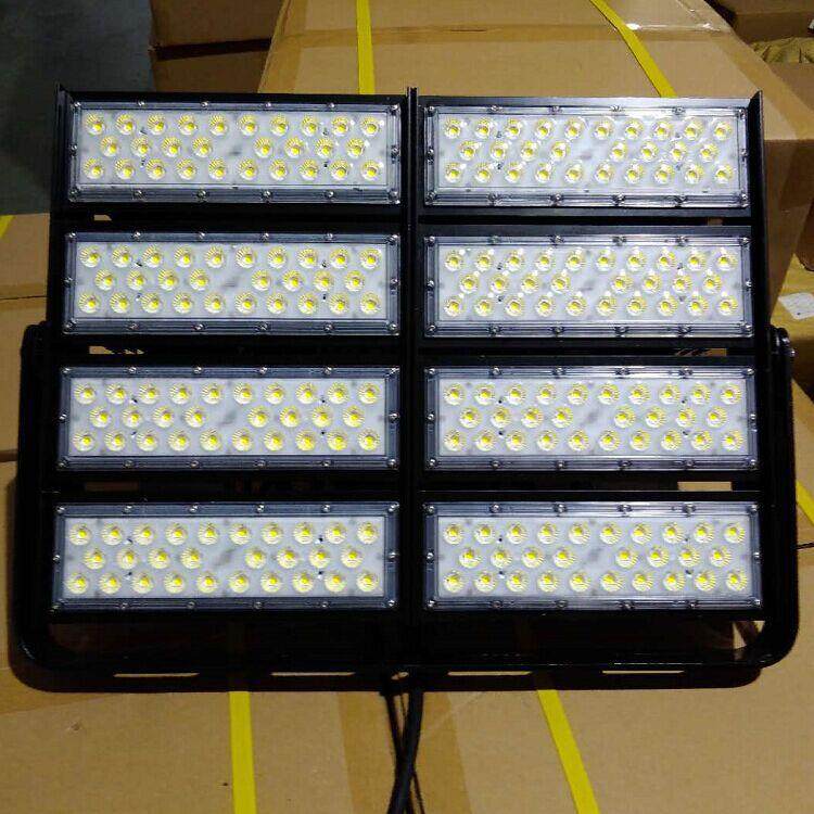 供应模组式LED泛光灯/户外工程泛光灯200Ｗ300Ｗ400Ｗ600Ｗ