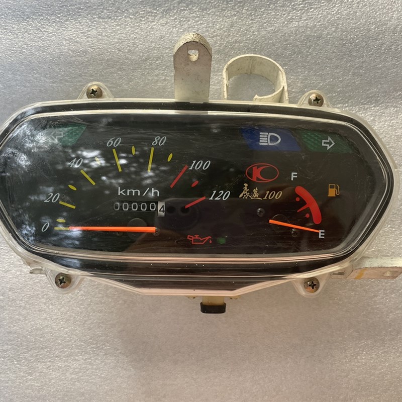 麦科特光阳 豪迈踏l板车GY6-100CC仪表总成/里程表/米表/码表/个