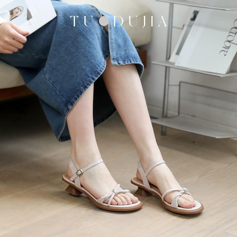 脱毒家 牛皮露趾真皮一字式扣带中跟凉鞋复古优雅女鞋舒适夏季新