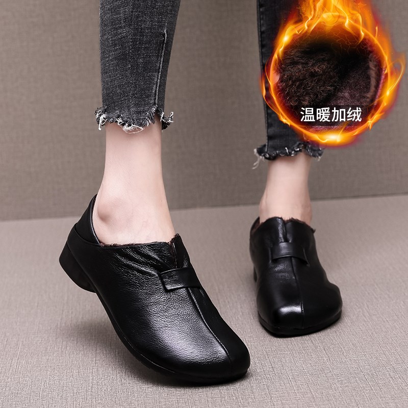 大码真皮棉鞋冬季保暖女鞋平底套脚妈妈鞋中老年头层牛皮复古单鞋