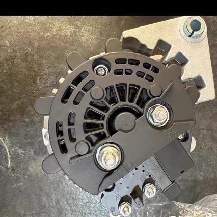 适用宇通客车发电机 玉柴4S发电机 佩特来AVI168SF3001发电机150A
