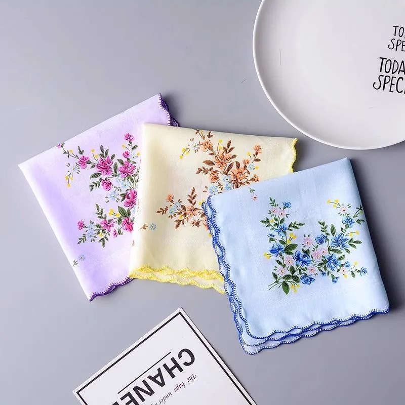 全棉印花手帕女i士手帕月牙边复古吸汗清爽小手帕女士小手绢碎花