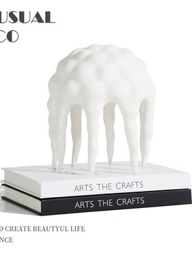 现代极简创意陶瓷白色八爪水母摆件客厅书L房卧室样板房售楼处饰