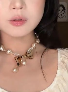 欧美设计 豹纹蝴蝶结异形珍珠choker项链