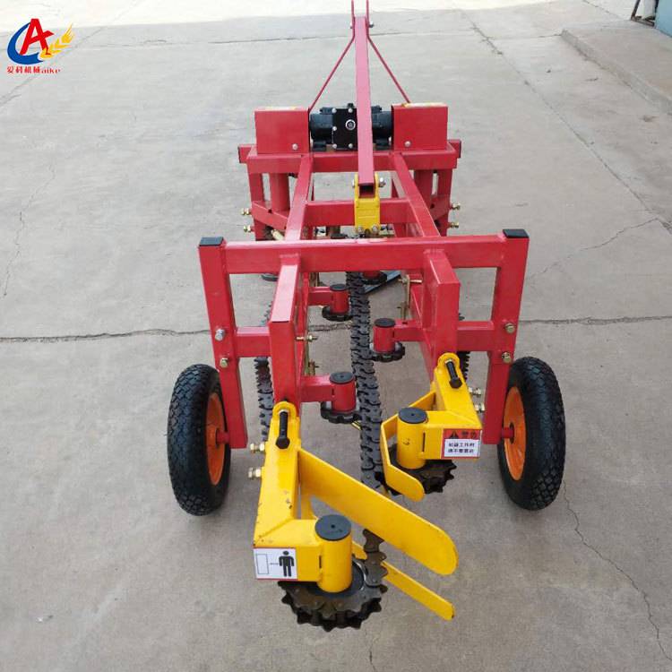 四轮车带动收获机  江苏徐州花生收获机垄上链条起果机挖蒜机