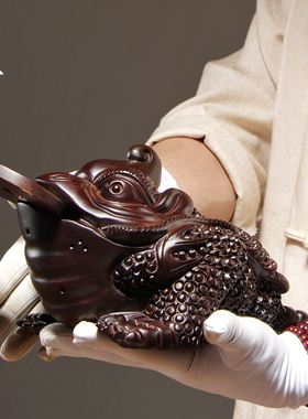 黑檀木雕金蟾摆i件实木三足献宝蟾蜍家居商铺开业装饰红木工艺礼