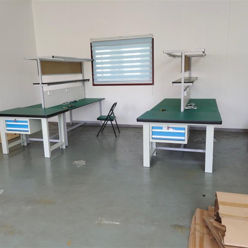 天津车间桌子防静电工作台带灯操作流水线手机维修工厂注塑检验台