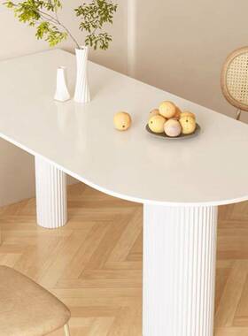 奶油风纯白色岩板餐桌餐椅组合现代简约小户型家用半圆形吃饭桌子