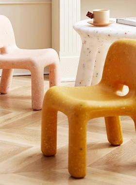 孩幼儿园儿童小椅子通小背家靠用桌椅组合DPE网红塑卡料矮凳可爱