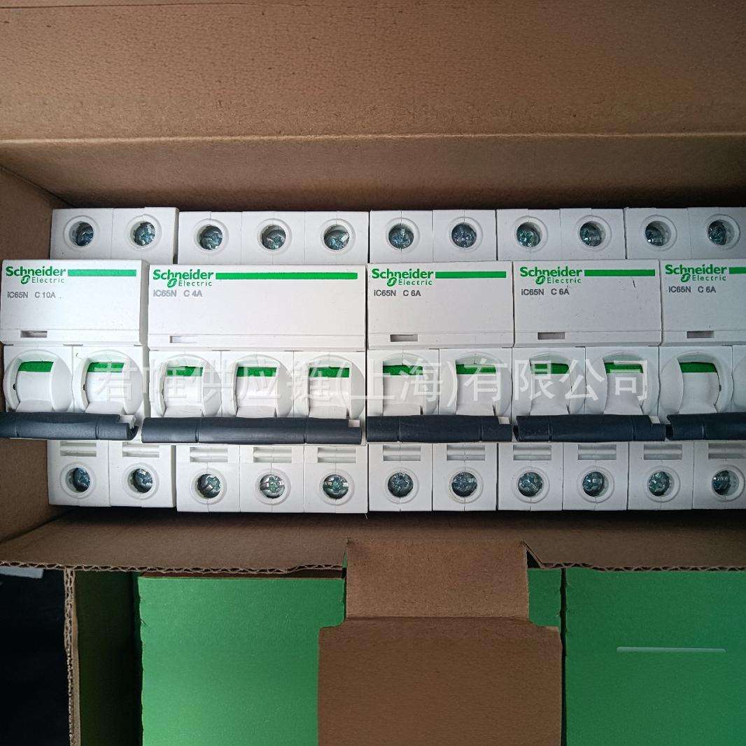价格需核实 SCHNEIDER.Elau控制器 PacDrive C400/A8/1/1/1/00