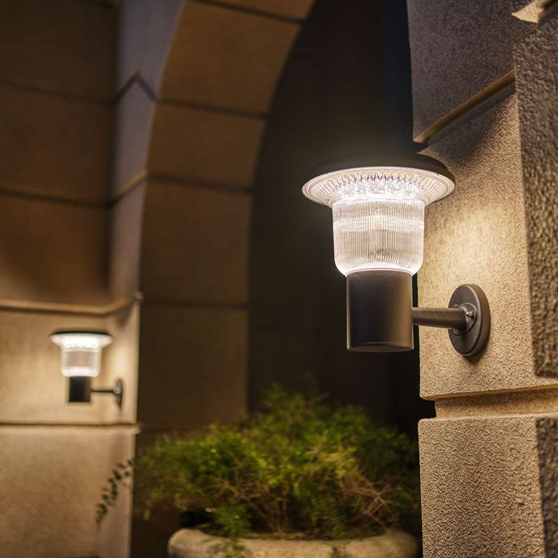 户外壁灯防水花园别墅太阳能壁灯led家用室外太阳能灯围墙庭院灯