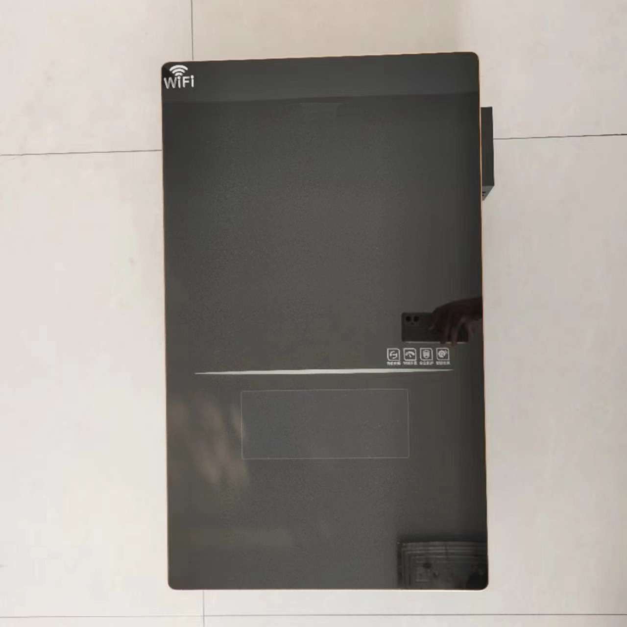 匠奥8KW封闭式内置泵电锅炉带远程控制壁挂安装供地暖暖气片80平