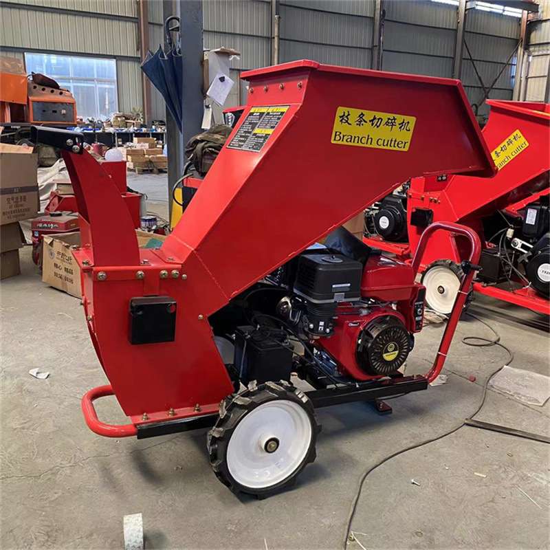 树枝树干全自动粉碎机多功能小型碎枝机林场绿化秸秆枯草粉碎机