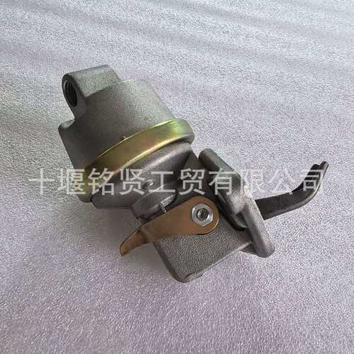 3928143 东风康明斯6BT发动机膜片式输油泵手油泵