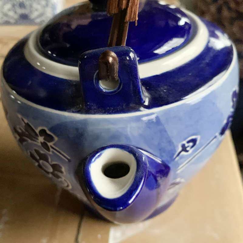 青花瓷陶瓷壶老式提梁壶陶瓷泡茶壶餐厅凉水壶大容量