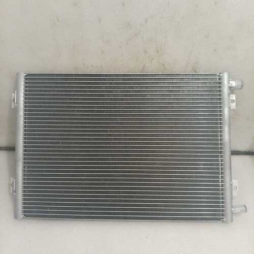 现代215-7C 225-7  265-7  215Vs通用挖机配件冷凝器11 EM-90050