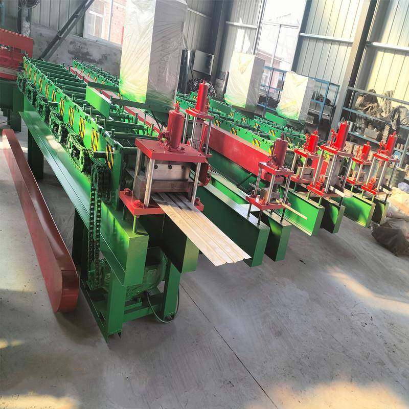 卧龙阀边框设备叶片设备，洁净专递窗风淋室门框衣柜等设备